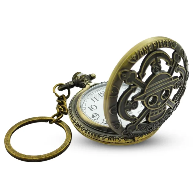 One Piece Luffy Jolly Roger pocket watch keychain – vintage bronze anime collectible with functional quartz clock for fans and cosplay.